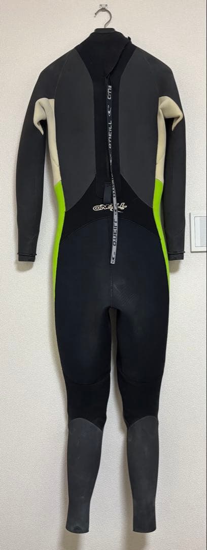 O'Neill スーパーフリークセミドライ既成サイズＭＬ