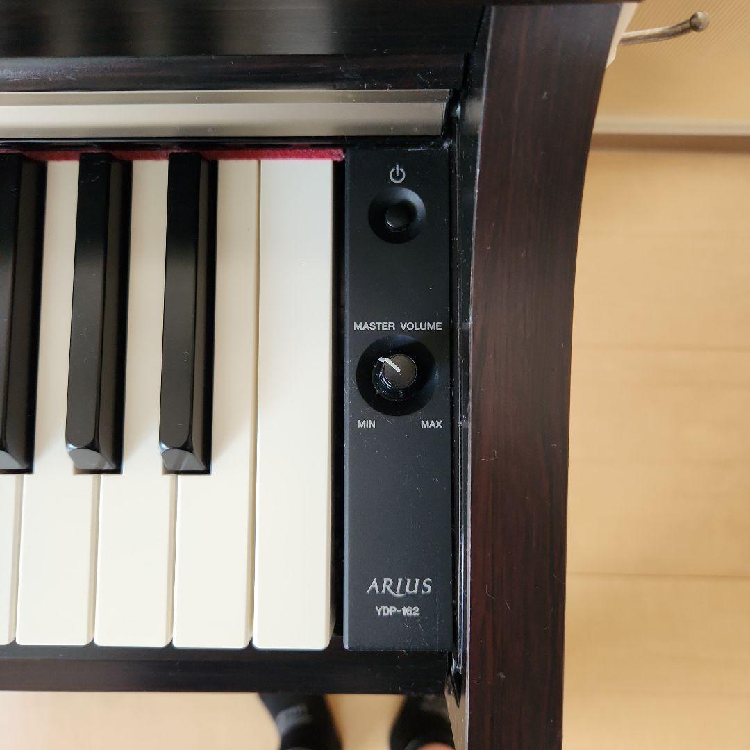 YAMAHA　電子ピアノ　YDP-162 ARIUS 椅子付き