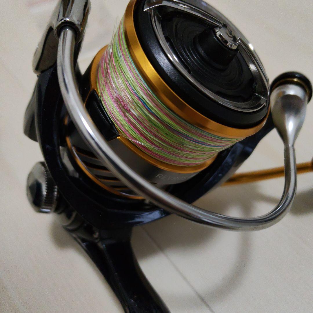 ダイワ DAIWA REVROS LT 2500S-H スピニングリール