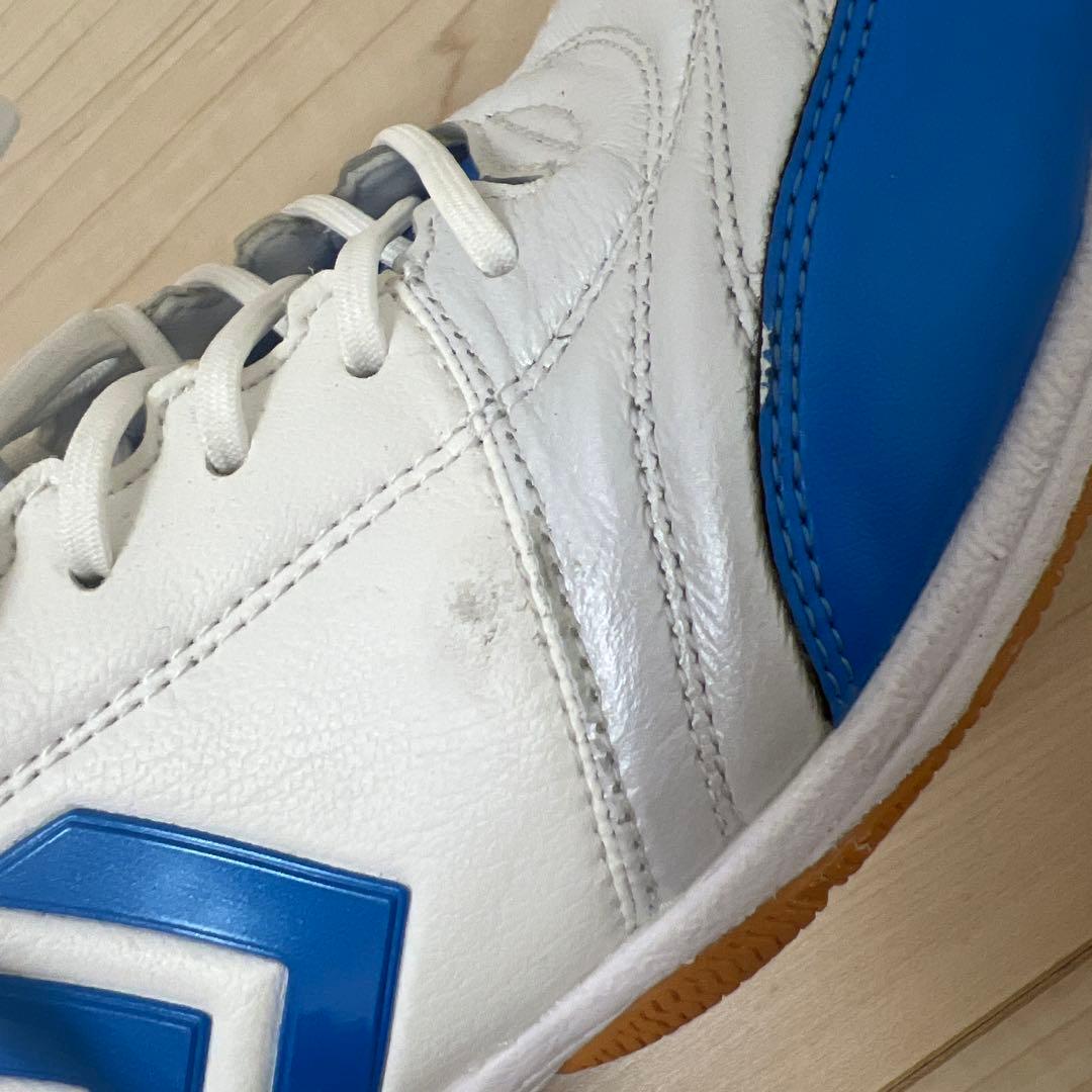 hummel ARICALE フットサルシューズ ホワイト/ブルー