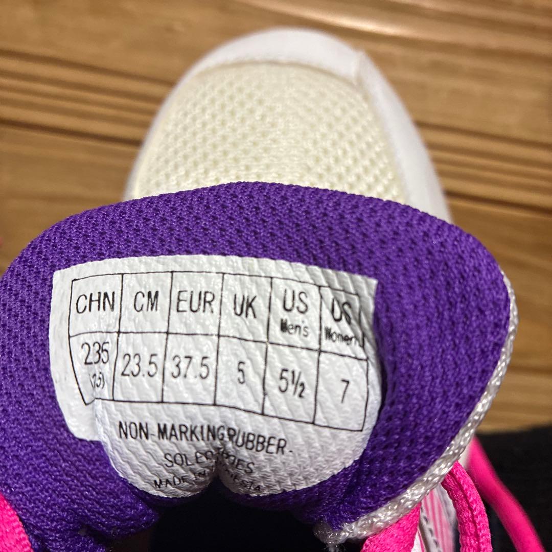 YONEX バドミントンシューズ ホワイト/ピンク/パープル