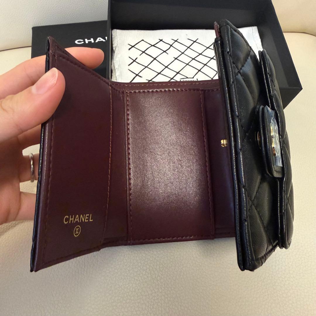 CHANEL 三つ折り財布　※ゴールド