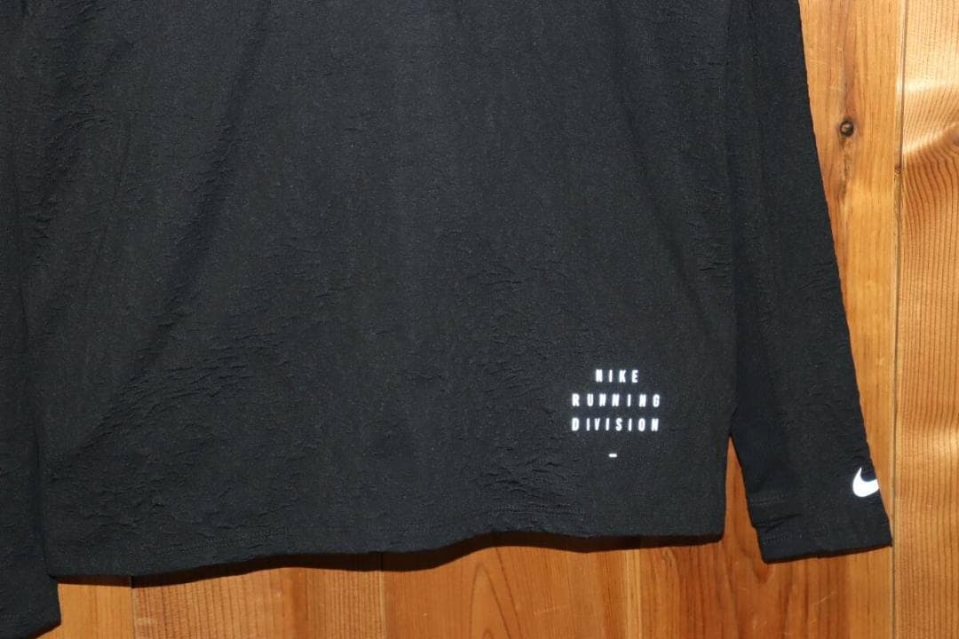 新品 ナイキ ランニング ディビジョン ハーフジップシャツ (M)Ⓗ