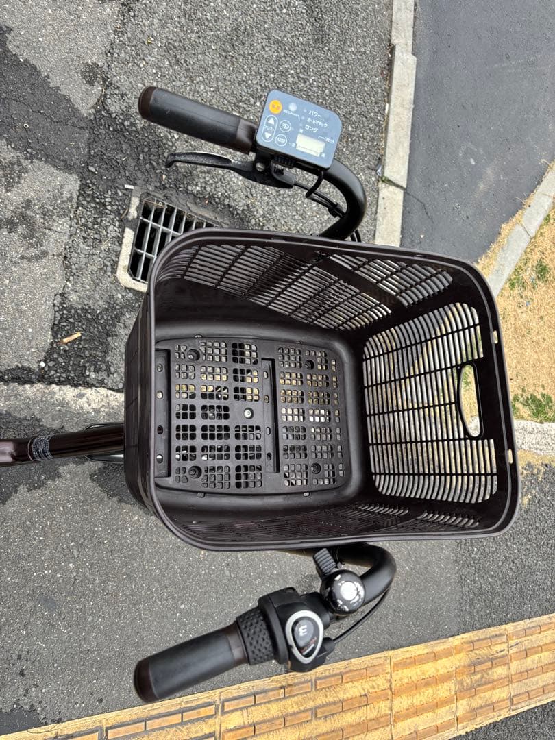 中古20㌅Panasonic電動アシスト自転車　8.9Ah4点灯　082