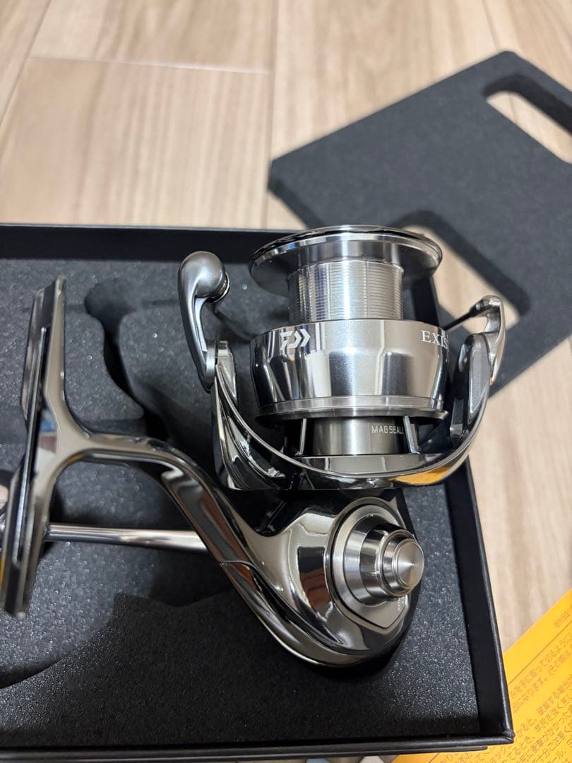 DAIWA EXIST LT5000-CXH 22 イグジスト LT ダイワ