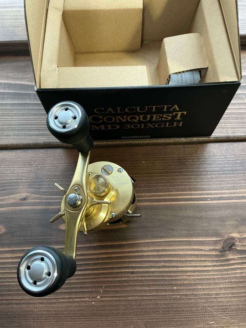 SHIMANO CALCUTTACONQUEST MD 301XGLH カルコン