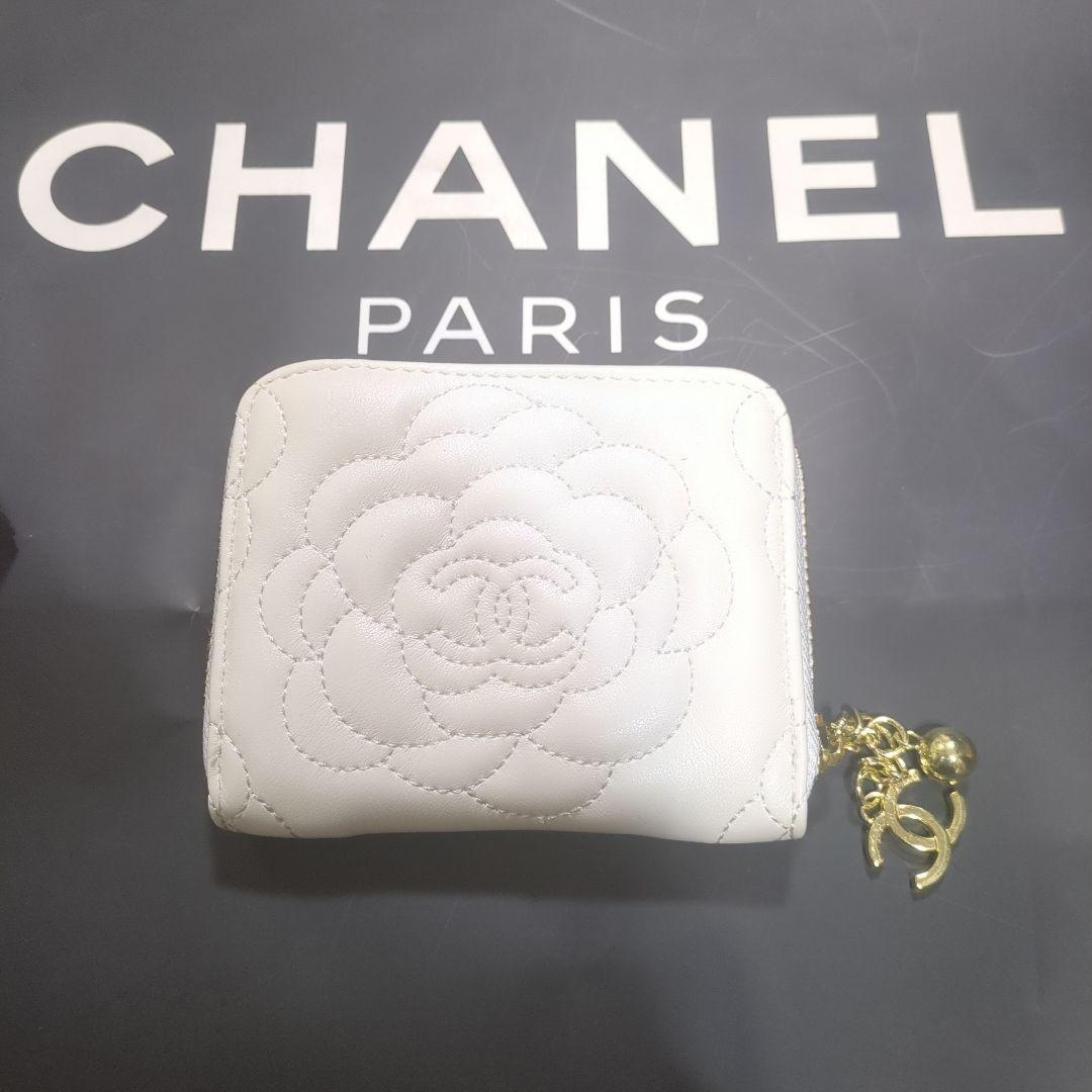 CHANEL カメリアデザイン ケース