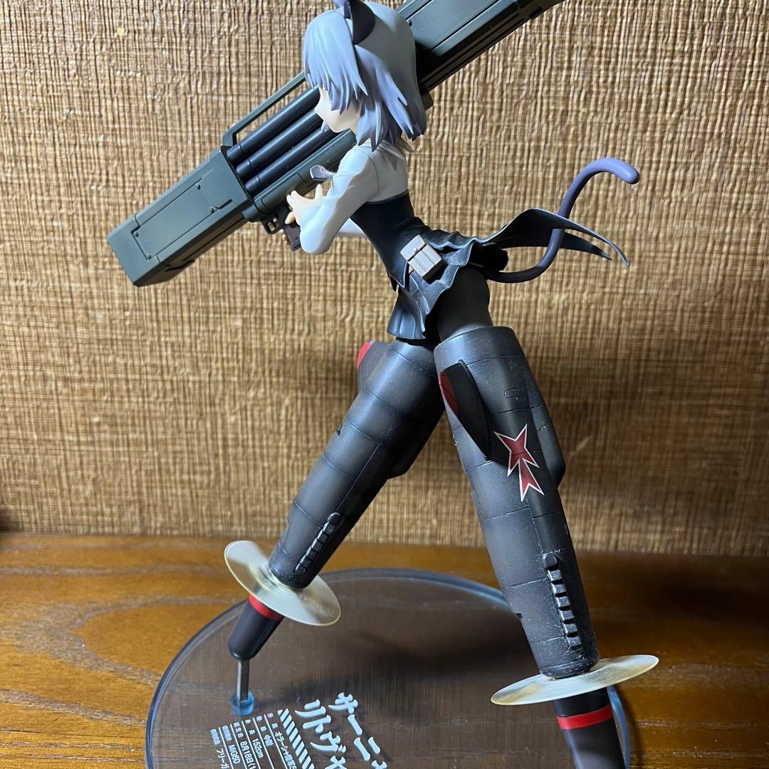 【中古】アルター 壽屋 ストライクウィッチーズ2 1/8 サーニャ エイラ ４体