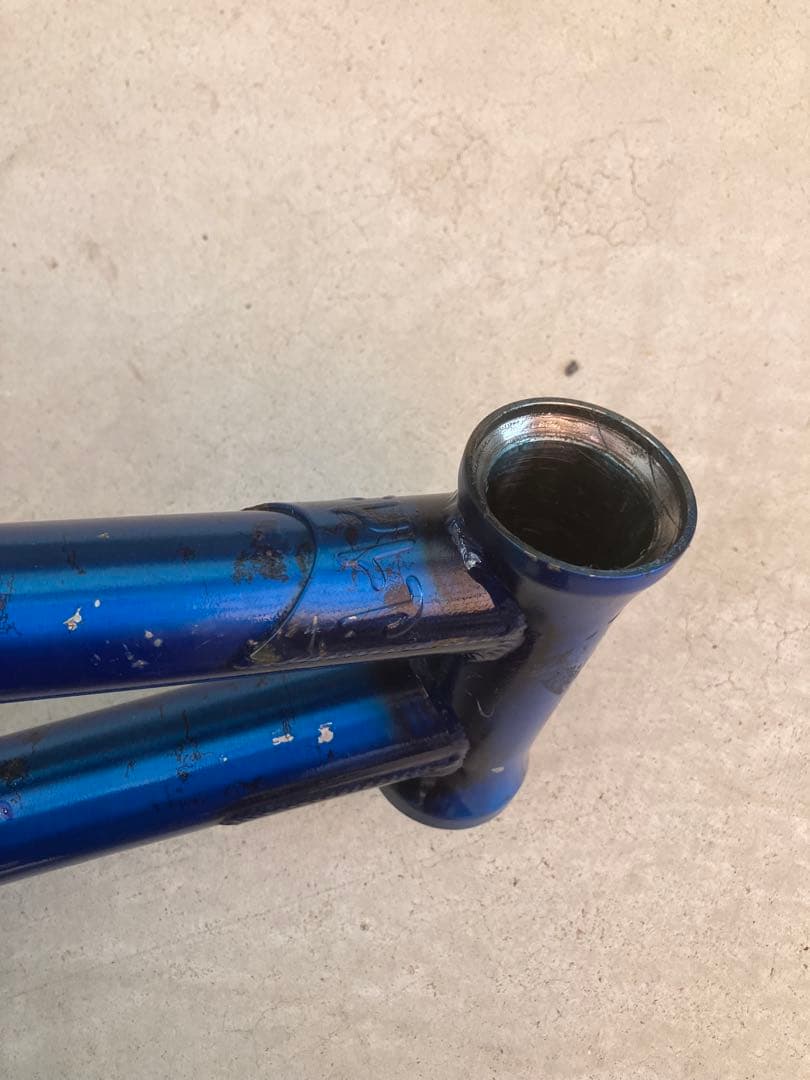 カルトBMXフレームチェーン無し