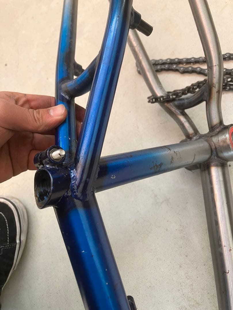カルトBMXフレームチェーン無し