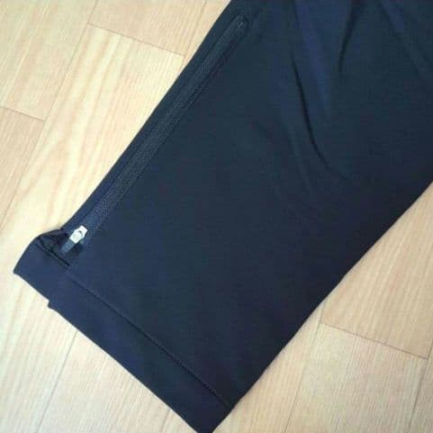 新品　YONEX　O　メンズ　ウォームアップパンツ　ストレッチ　黒　バドミントン
