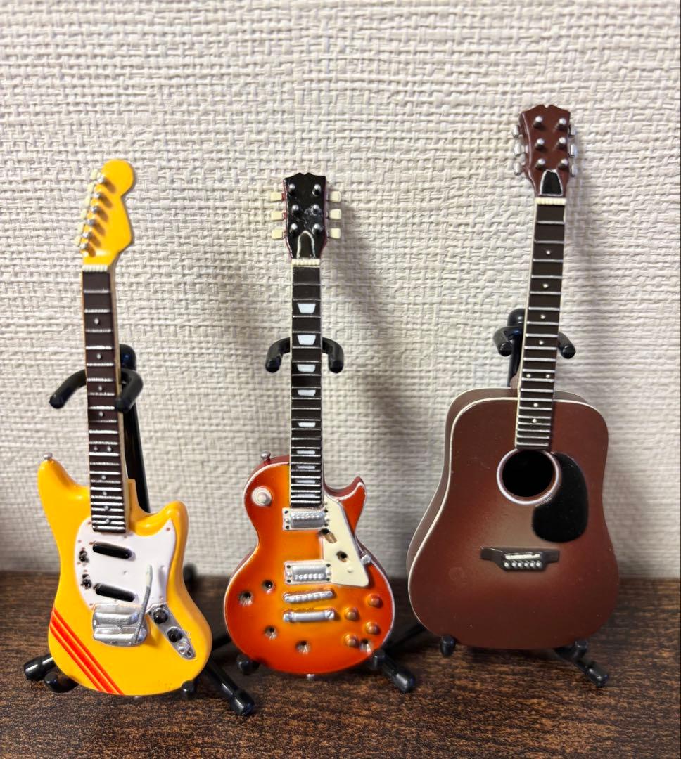 BECK ギターコレクション フィギュア スタンド ケース ルシールなど 9本