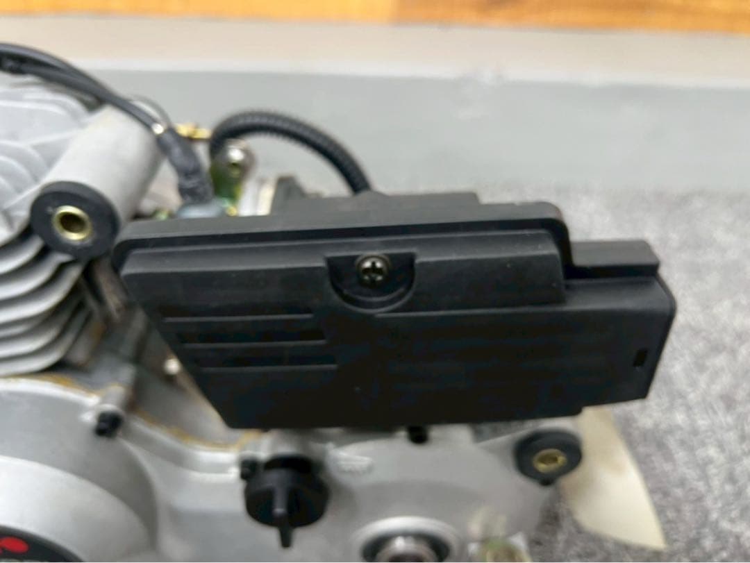 TG386☆新品☆ZENOAH☆KOMATSU☆BE30C☆エンジン☆ゼノア