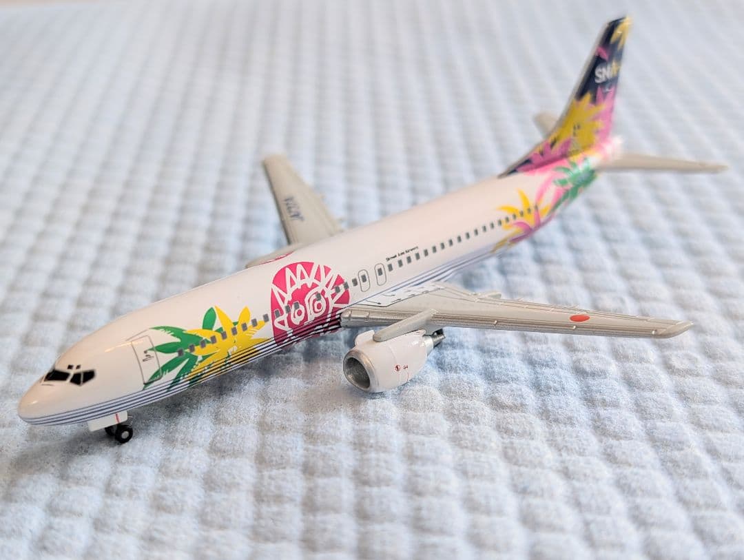 航空機・ヘリコプター Dragon wings B737-400 SNA JA737A