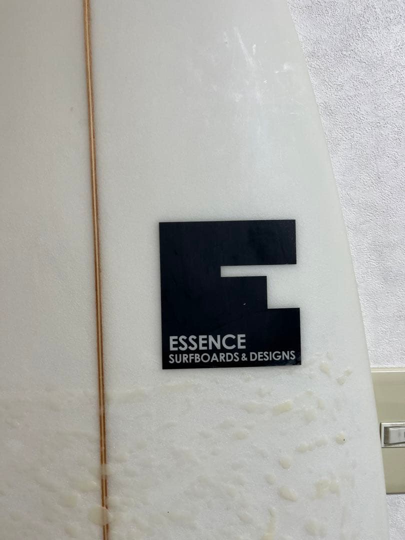 ESSENCE サーフボード　ケース付き