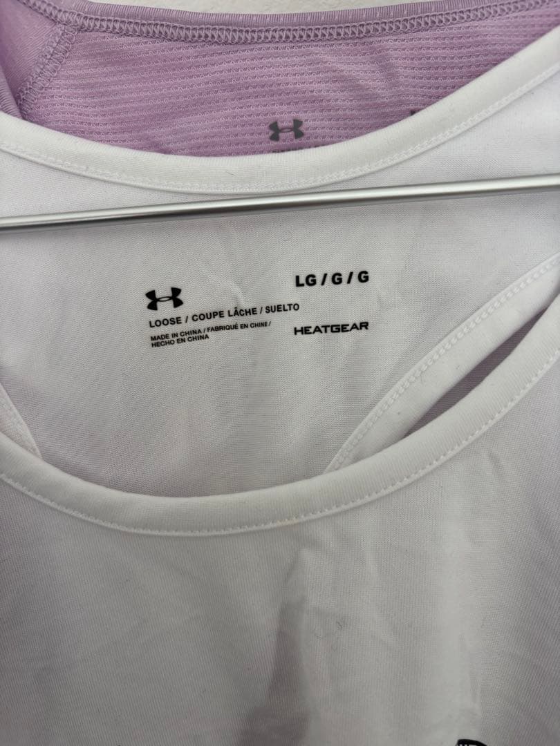 Under Armour シャツ３枚、パンツ１枚セット半袖Tシャツ M