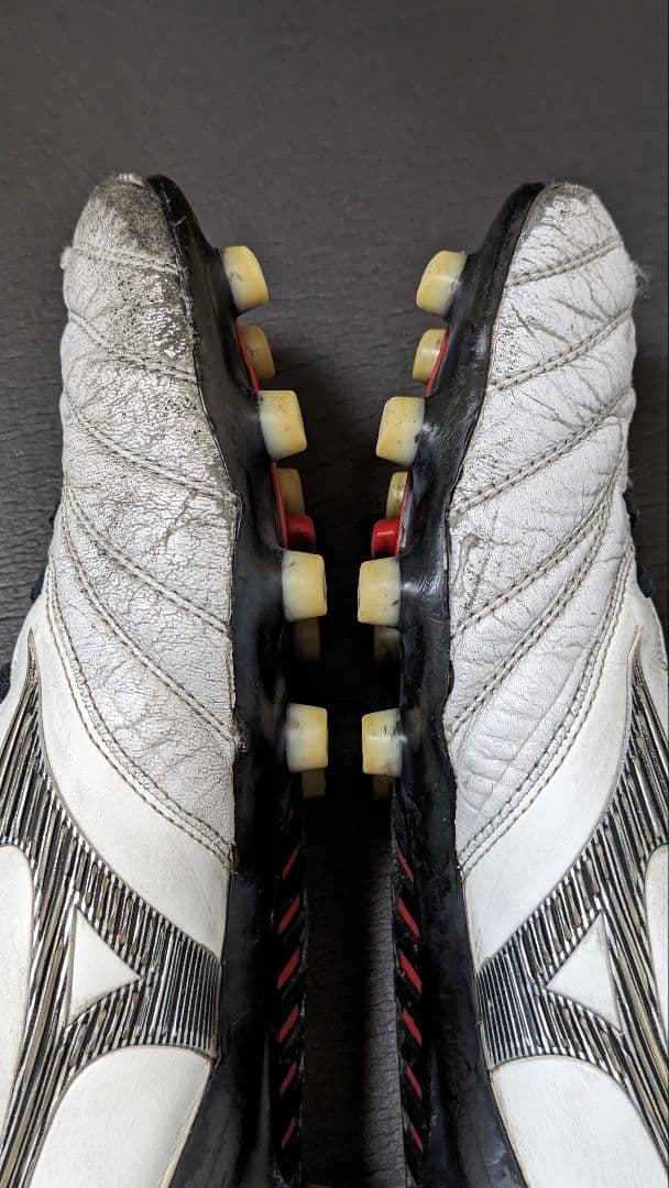 ミズノ　モレリア　ネオ　サッカースパイク　Mizuno Morelia 　neo