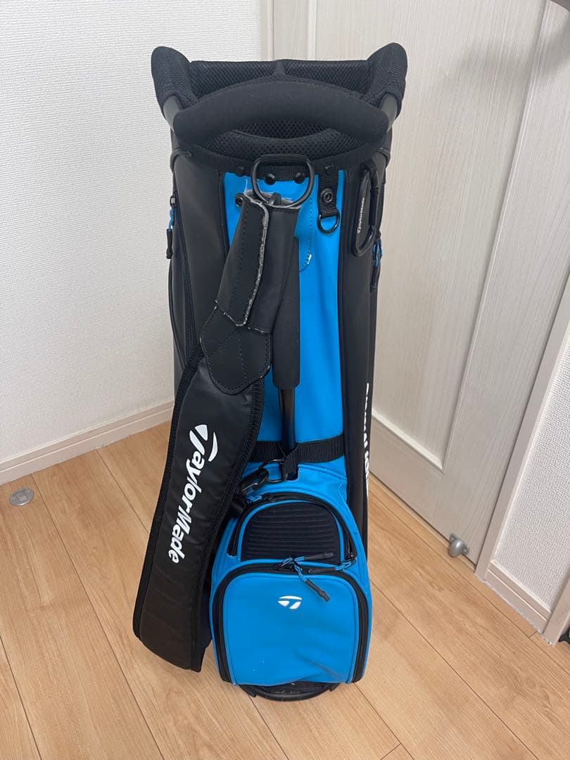 Tee off golf 　TaylorMade キャディバッグ