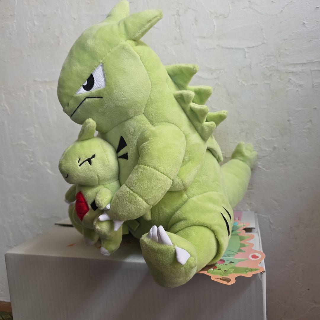 ポケモン　バンギラス　だっこぬいぐるみ