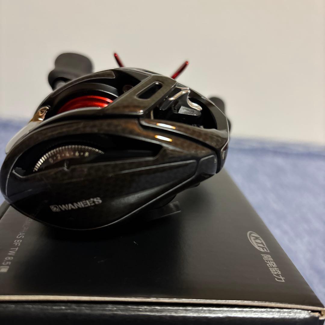 DAIWA ALPHAS BF TW 8.5L 左ハンドル　フルベアリング