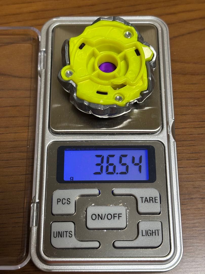 ベイブレードX オロチクラスタ 重量36.54g ブレードのみ