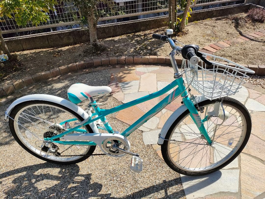 ジュニア自転車 あさひ　ガールズラボ　24インチ　ミントグリーン