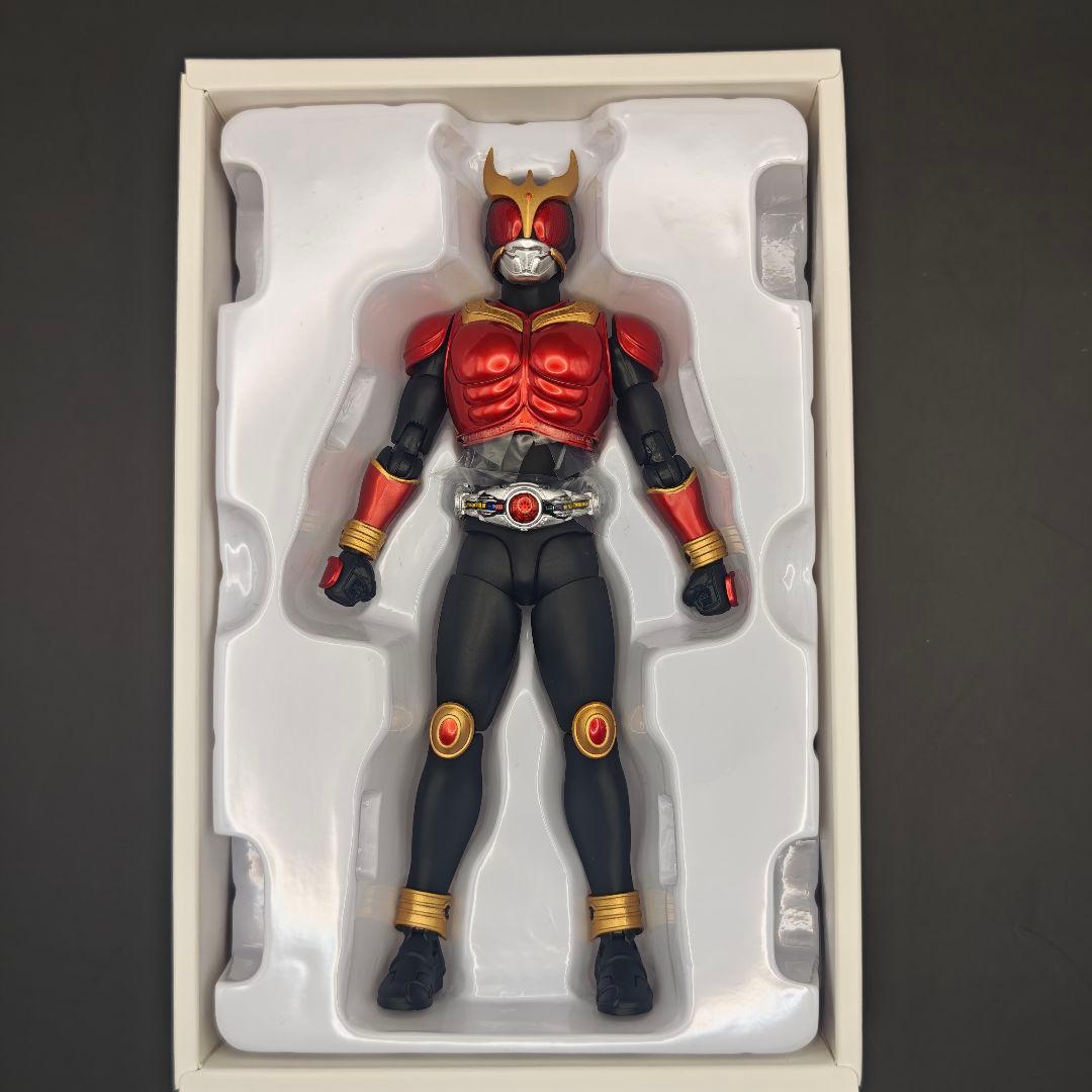 開封済み未使用 真骨彫 仮面ライダークウガ ディケイドver. マイティフォーム