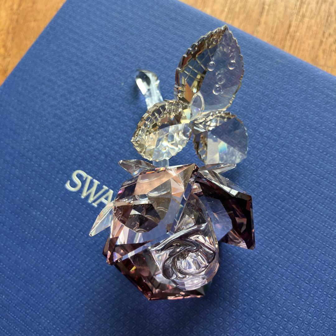 SWAROVSKI フィギュリン Blossoming Rose