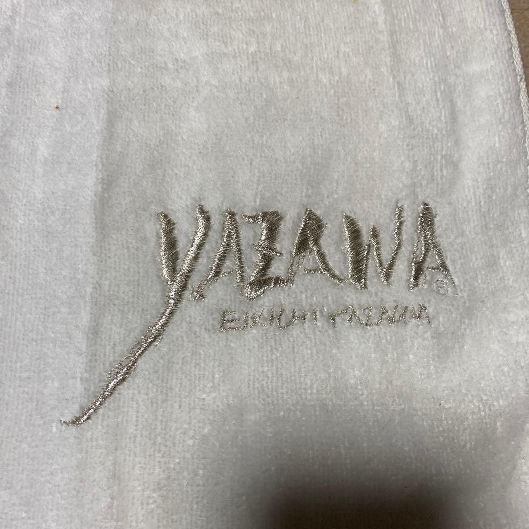 希少yazawa刺繍フデロゴスポーツタオルブラック、ゴールド/ホワイト、シルバー