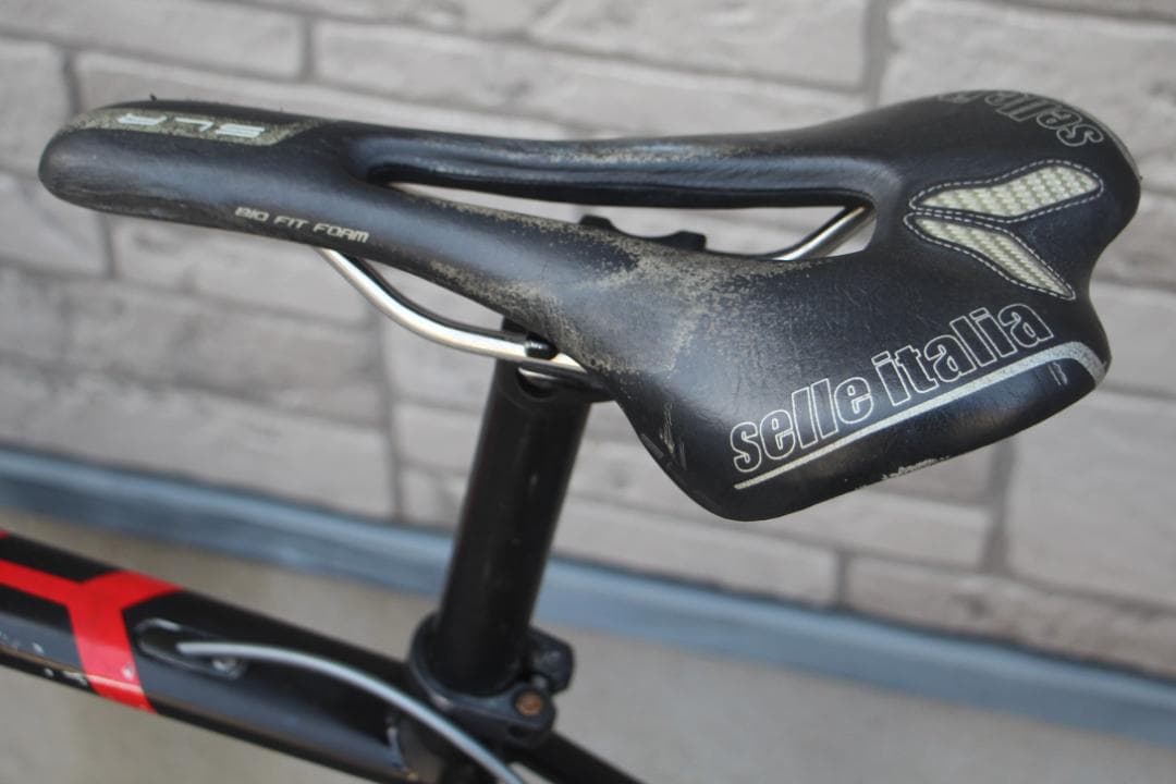 引き取り限定♪人気スペシャライズド♪アレー♪お手軽ロードバイク♪DURA-ACE