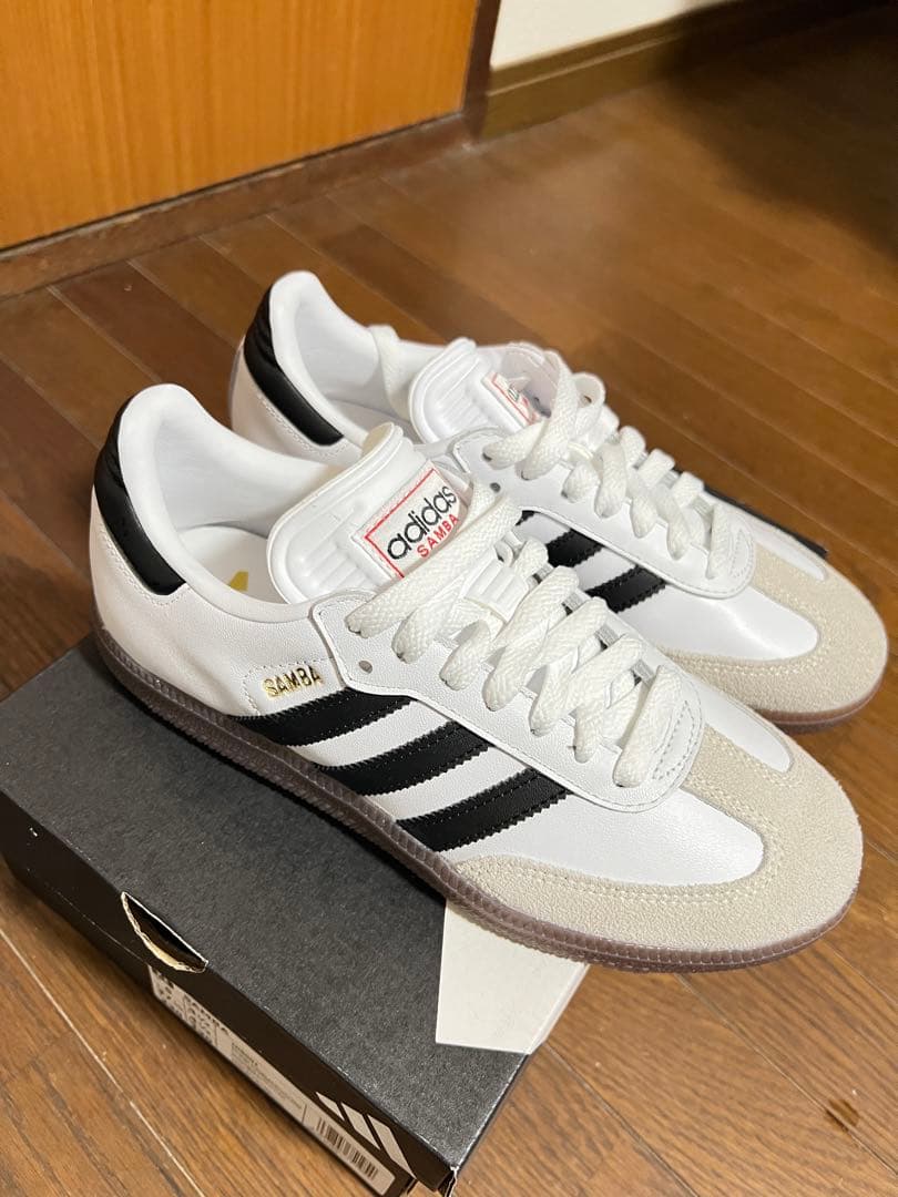Adidas Samba ホワイト/ブラックフットサルシューズ