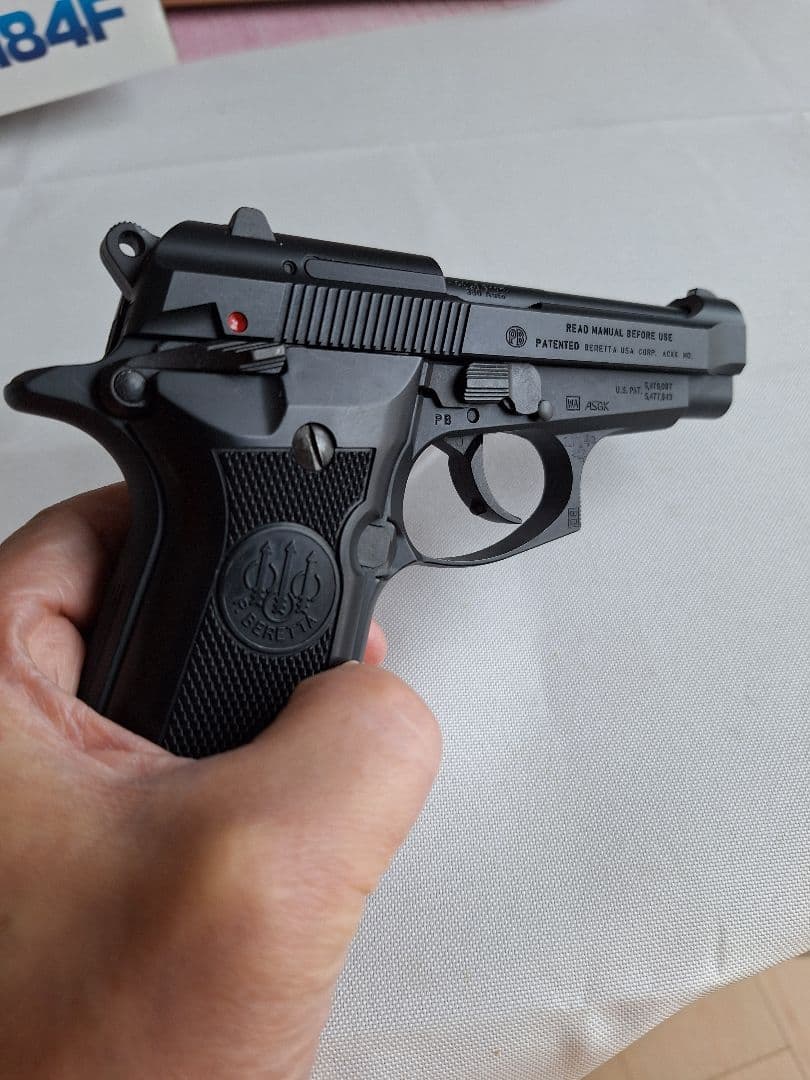 WESTERN ARMS M84F ガスガン