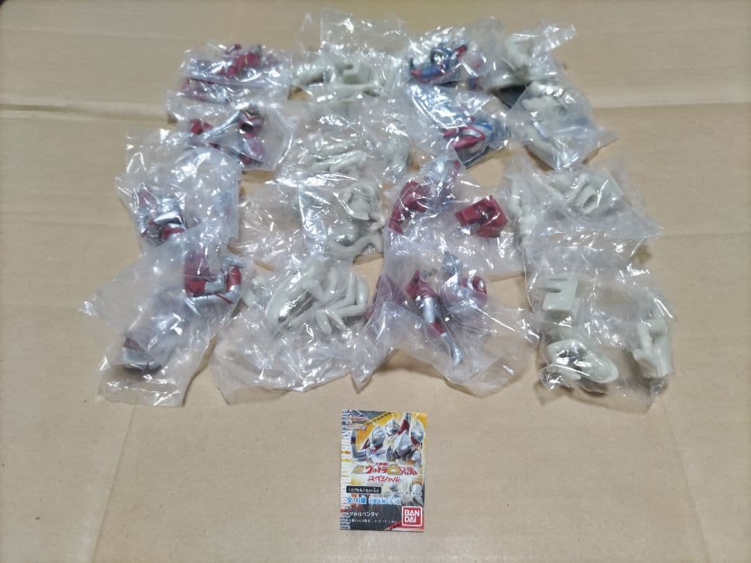 HGシリーズ 大決戦！超ウルトラ８兄弟スペシャル　全16種コンプリートセット