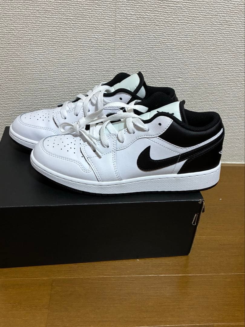 シューズ(女性用) NIKE AIR JORDAN 1 LOW(GS)