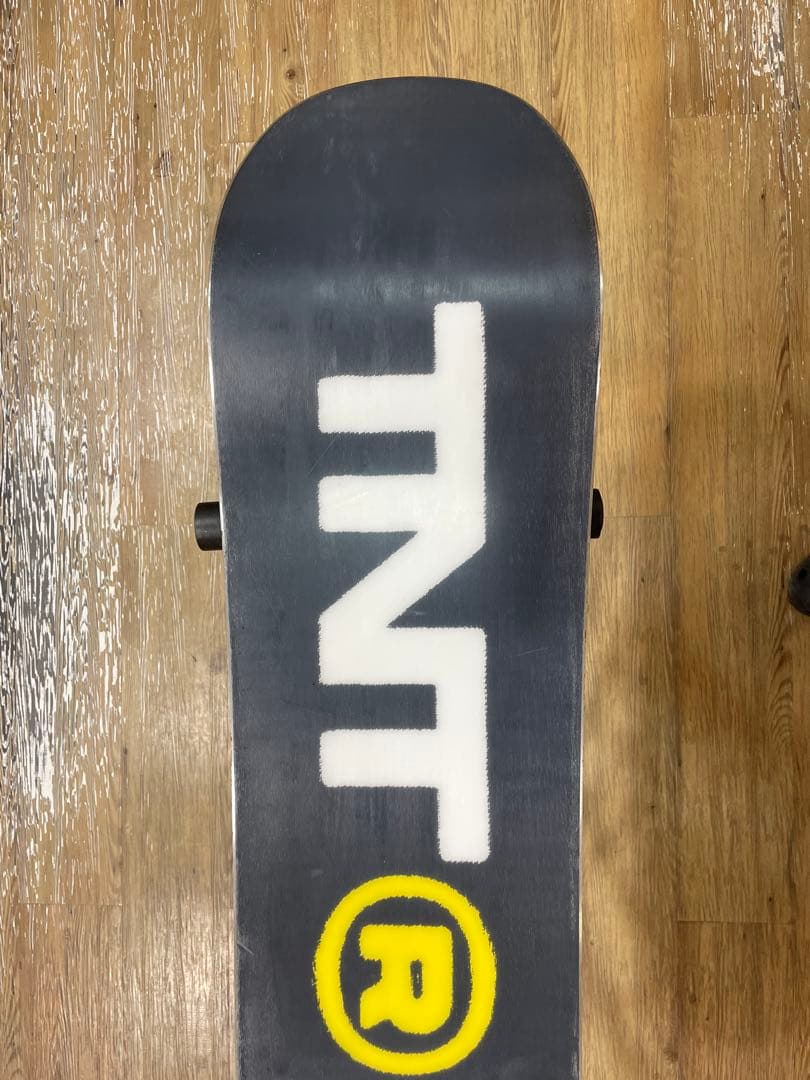 FNCT TNT Rスノーボード　22-23