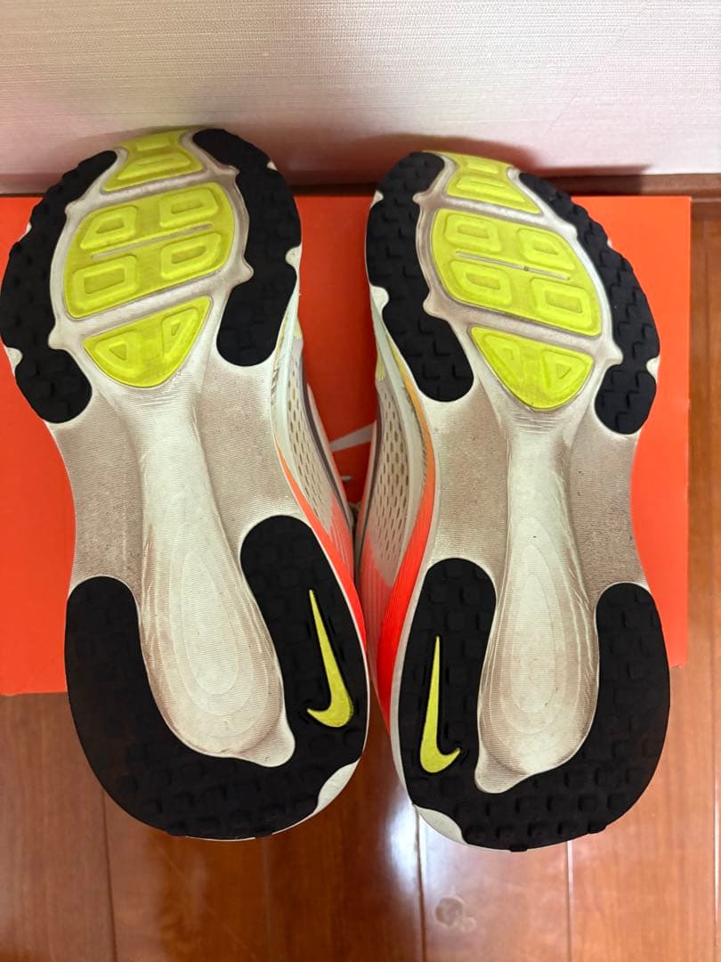 Nike ボメロ Vomero 18 25.5 cm US7.5