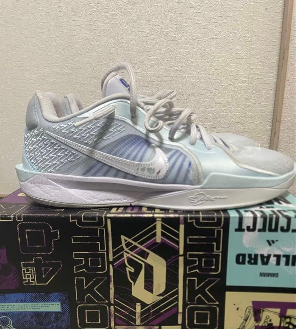 NIKE サブリナ2