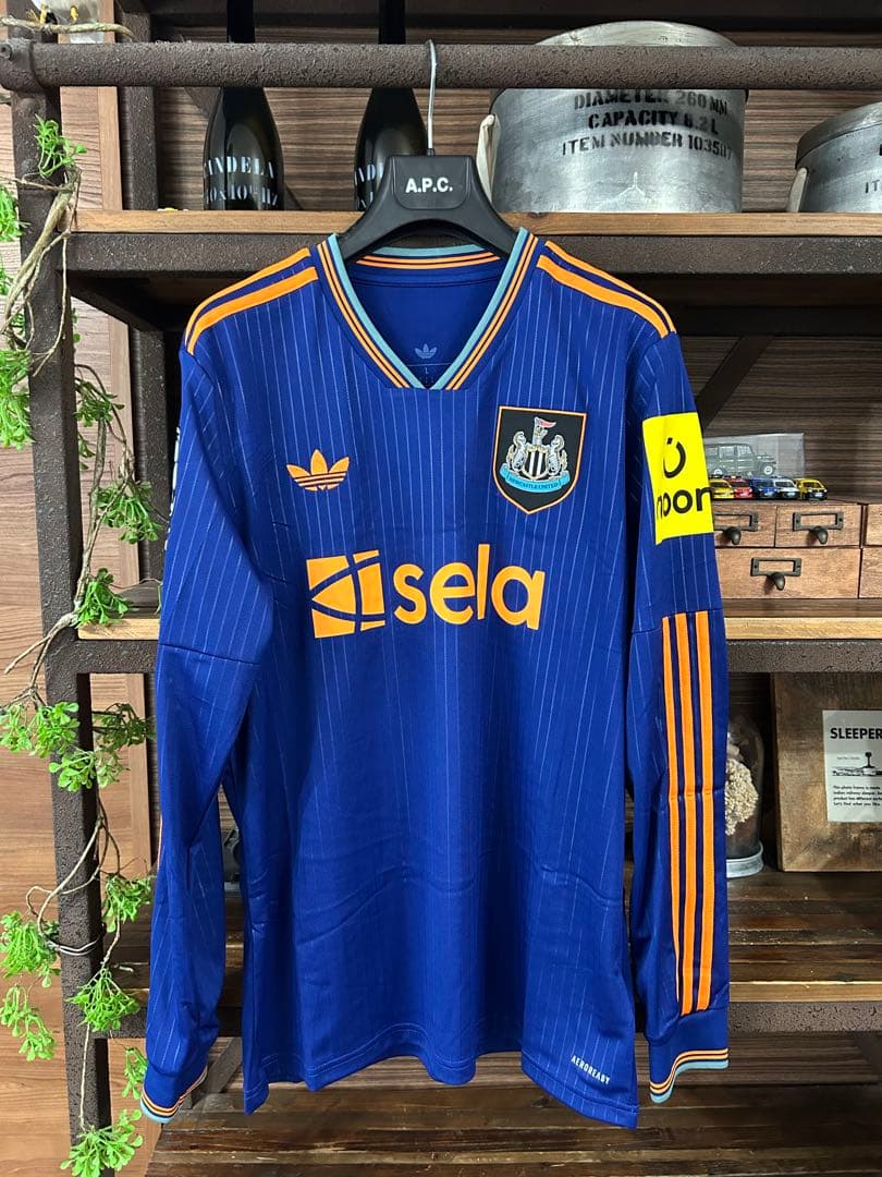 ニューカッスルユナイテッド　長袖　2XL 公式サイト購入正規品　日本未発売