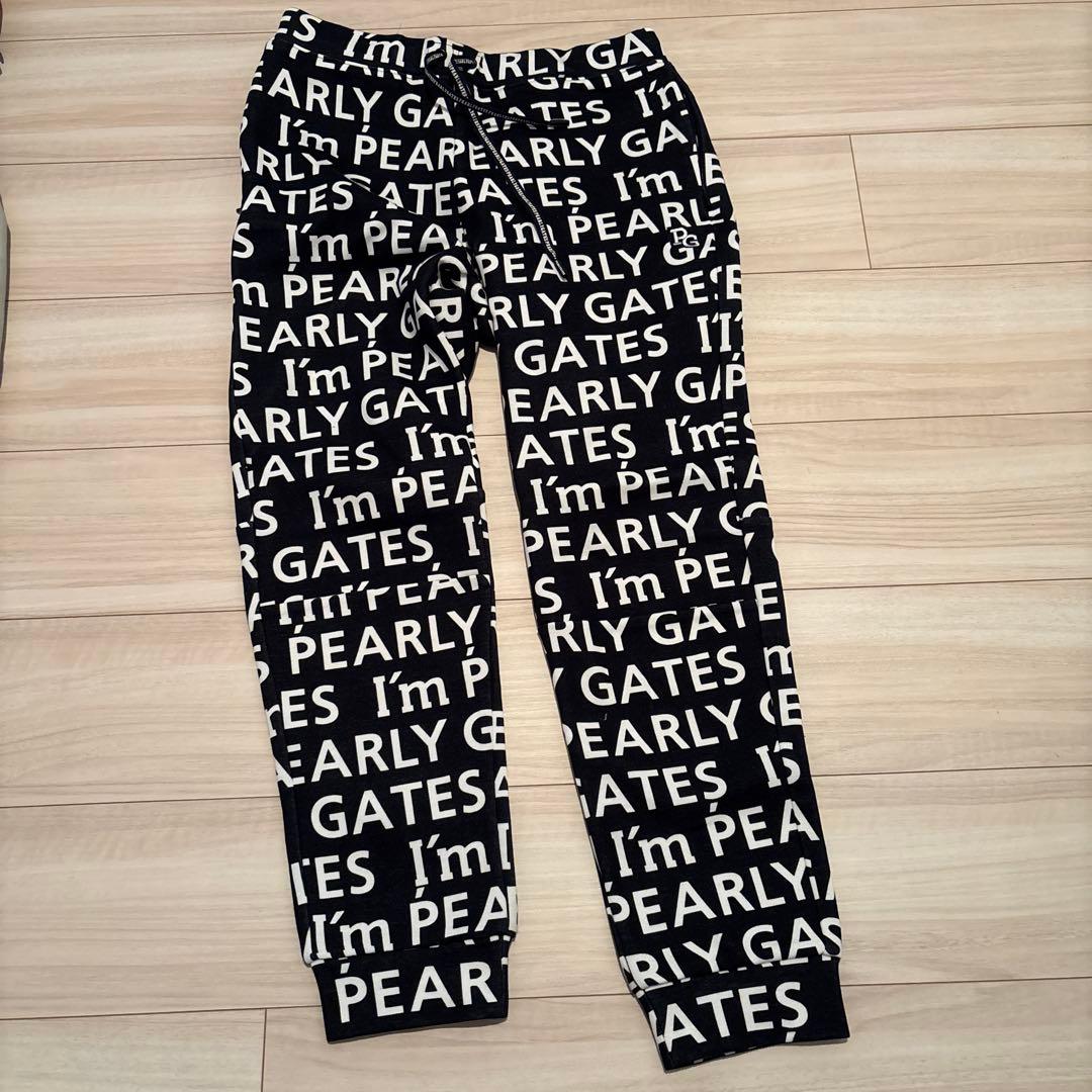 PEARLY GATES 総ロゴ、ジャックバニー　コミック風ショートパンツ