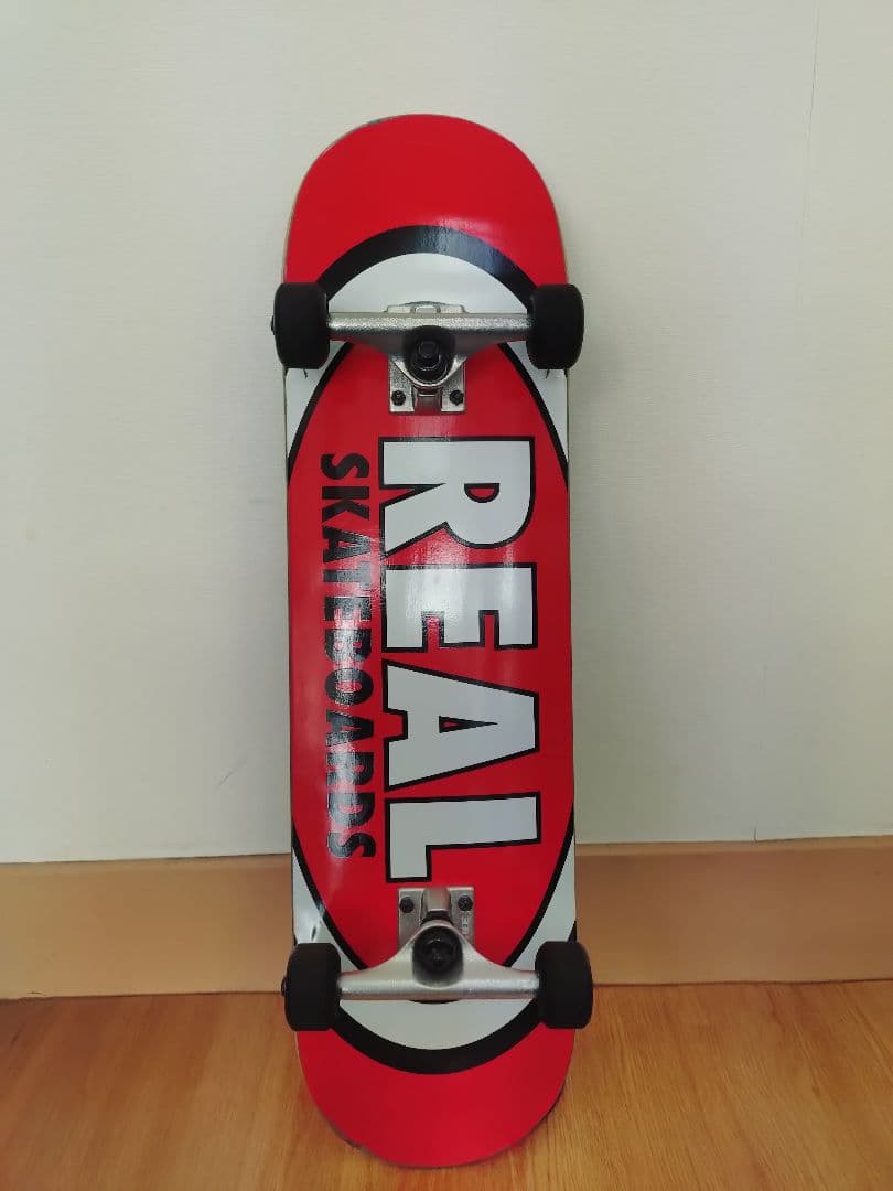 REAL スケートボード 赤
