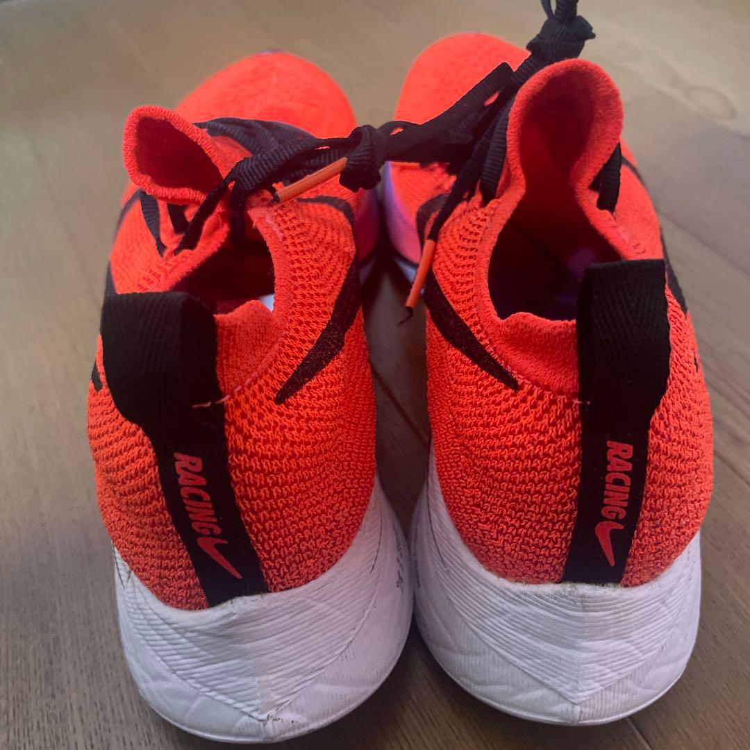 NIKE ヴェイパーフライ4% フライニット