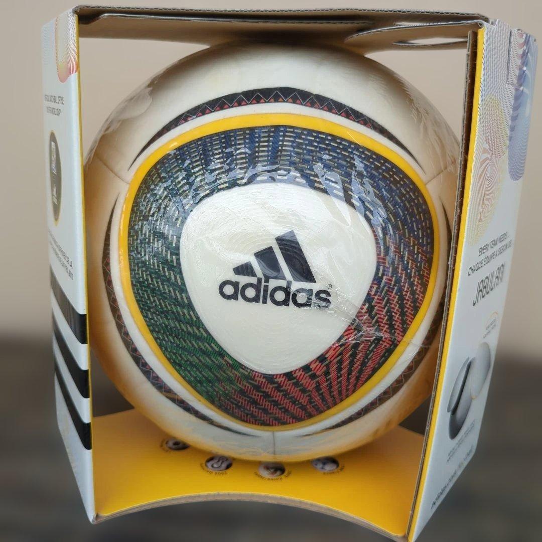 ジャブラニ 2010ワールドカップ 公式球 5号 　新品未使用　箱付