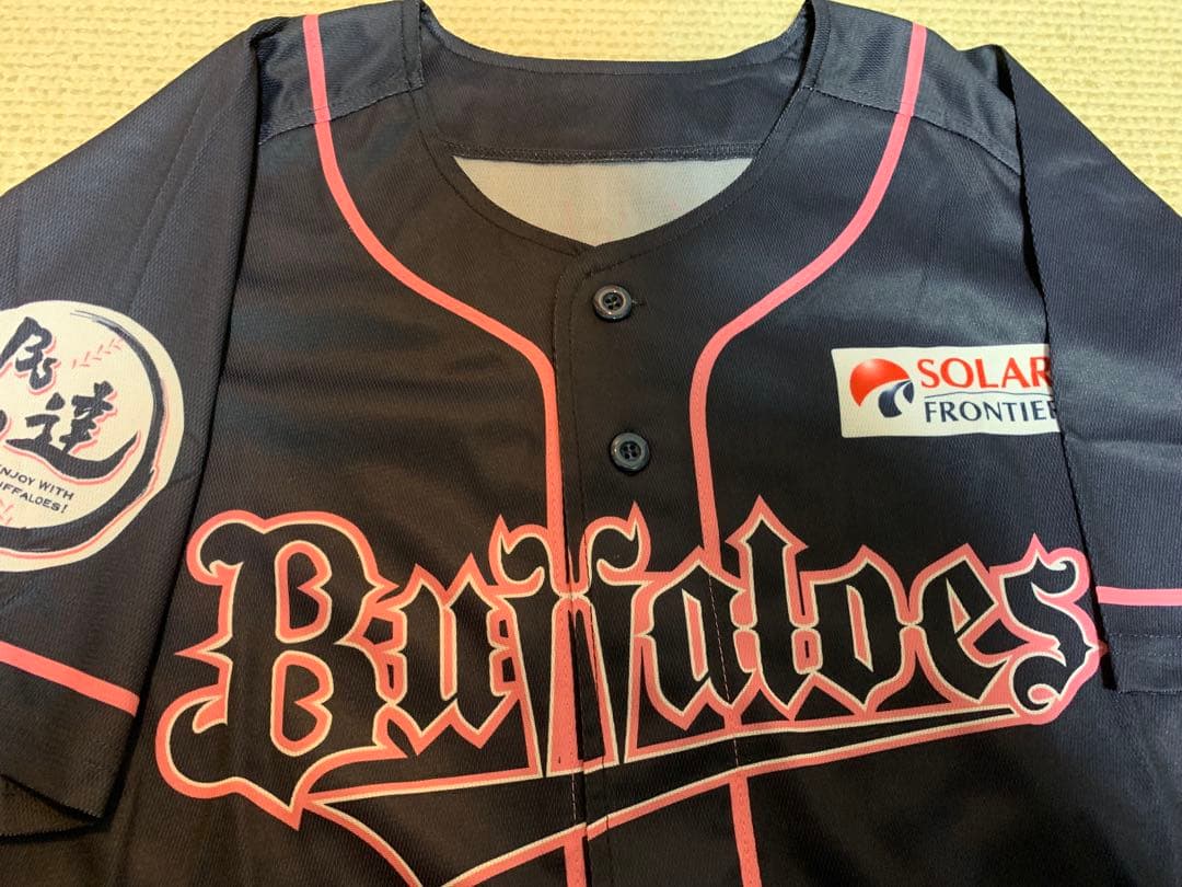オリックスバファローズ　　ユニフォーム　直筆サイン BsGirls オリ達　③