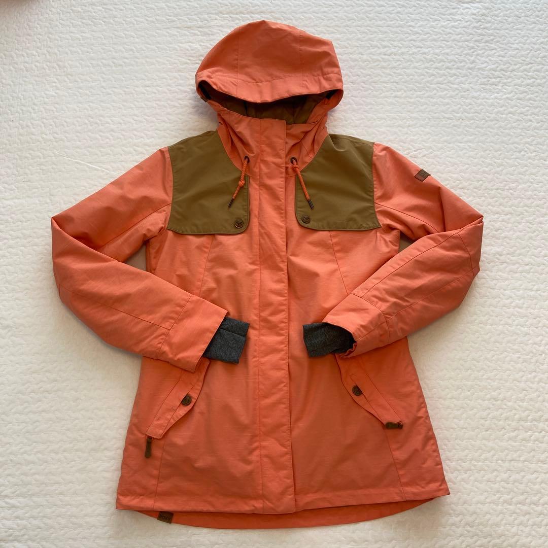 美品ROXY　スノーボードウェア M マウンテンジャケット　サーモンピンク