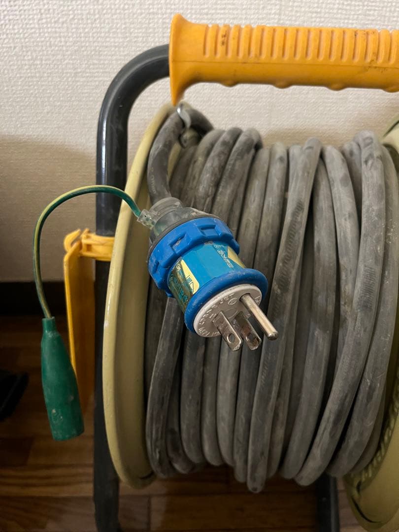 ハタヤ　ブレーカ付コードリールBX-301K　30m　屋外用過負荷漏電保護兼用