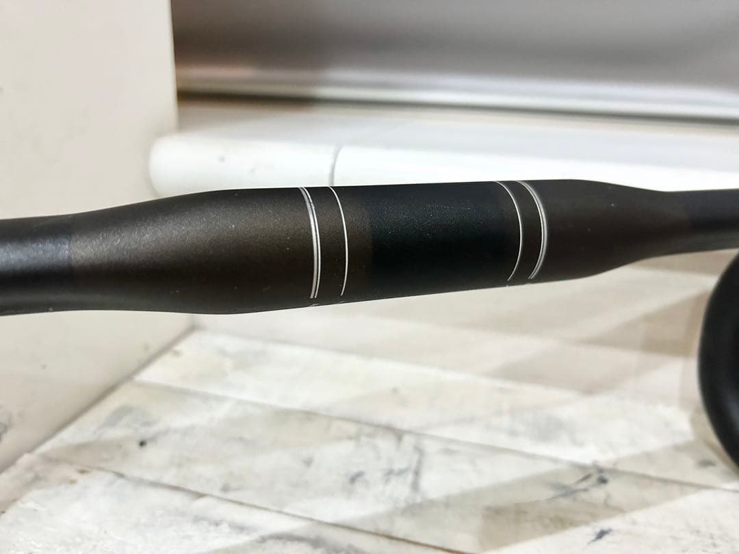 ◆スペシャライズド【ドロップハンドル】重量270g◆定価28万円のカーボンロード