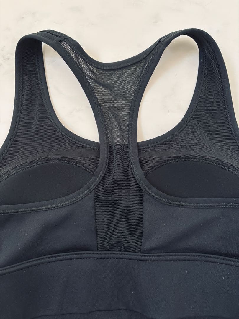 新品⭐︎Nike Swoosh ナイキスウォッシュ スポーツブラ M 2枚セット
