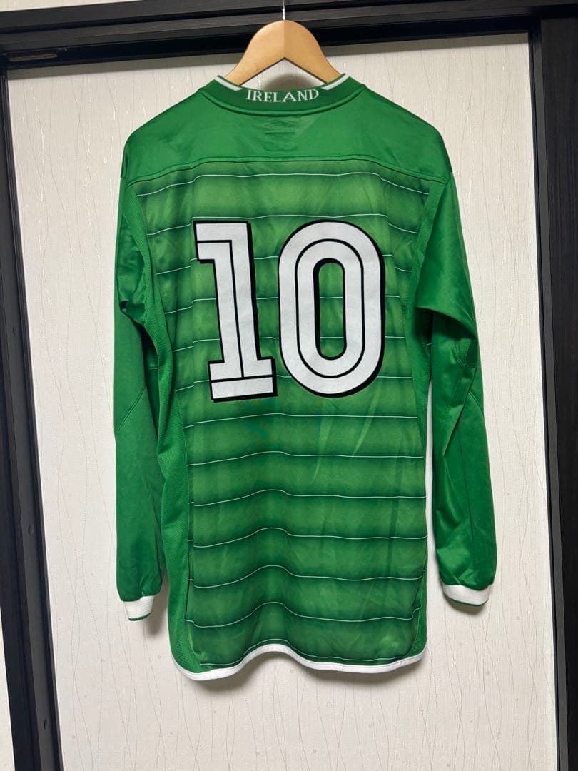 アイルランド代表 サッカーシャツ Umbro 緑　ユニフォーム　長袖