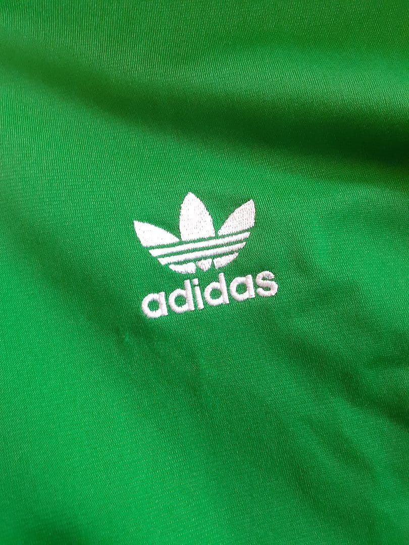 adidas ジャージ上