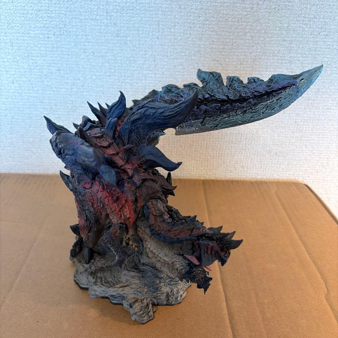 モンスターハンター　クリエイターズモデル ディノバルド　海外品